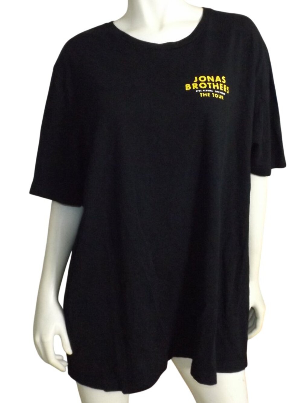 JONAS BROTHERS T-shirt, 3XL, Black, SM logo, Graphic print back/Cities, 5 albums